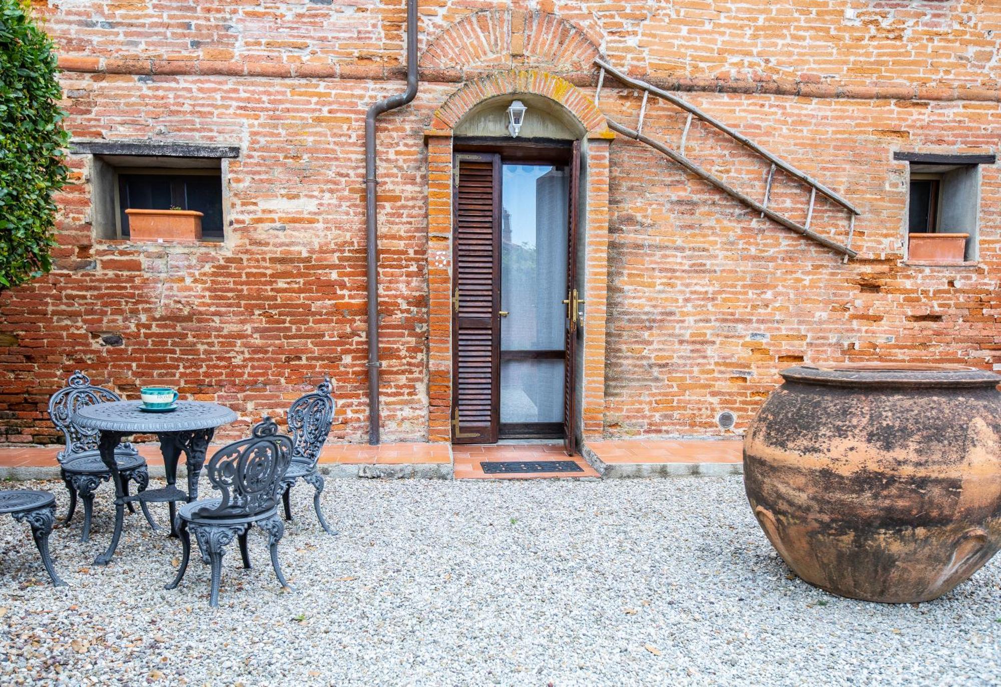 Agriturismo Palazzo Val Del Sasso Villastrada  Exteriér fotografie